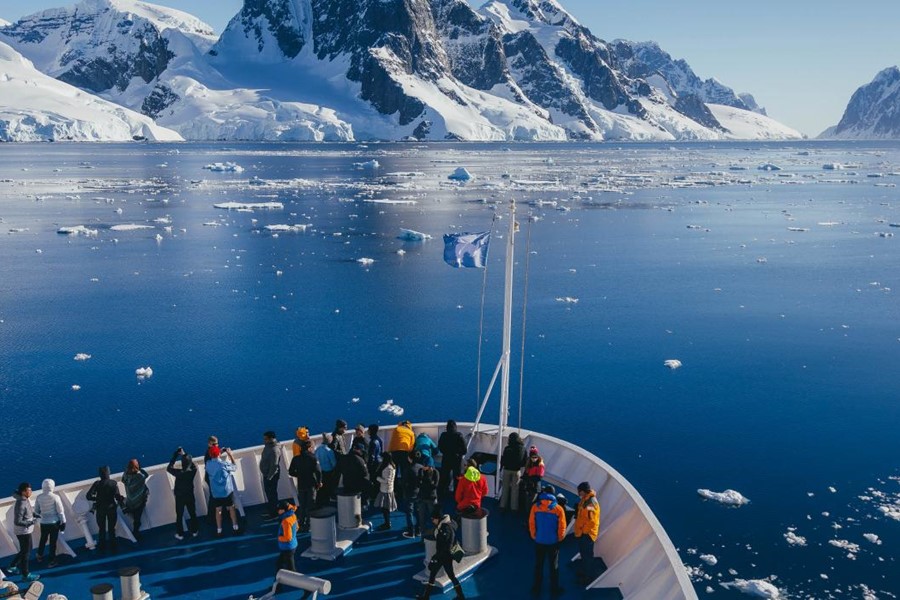 Home Quark Expeditions home-quark-expeditions